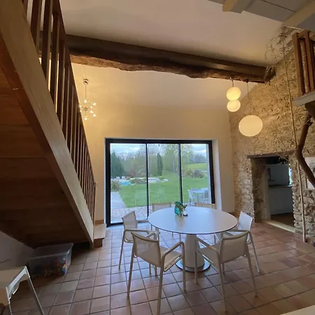 Domaine D'exception Avec Piscine Et *