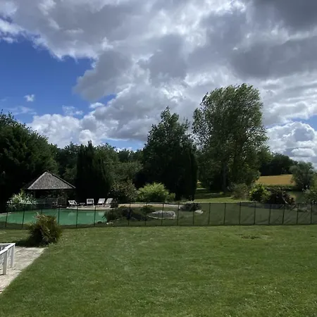 Casa de Férias Domaine D'exception Avec Piscine Et
