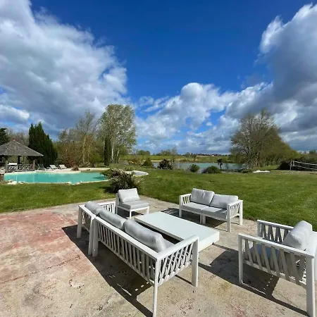 Casa de Férias Domaine D'exception Avec Piscine Et Caraman